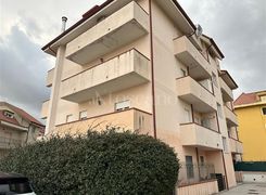 Appartamento in vendita