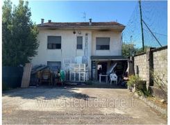 Appartamento in vendita