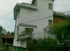 Casa indipendente in vendita