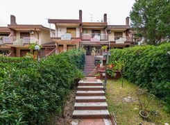 Villetta a schiera in vendita