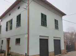 Trilocale in vendita