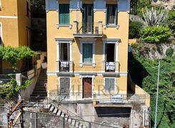 Casa Bi/Trifamiliare in vendita