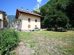 Casa indipendente in vendita