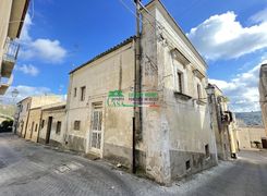 Casa indipendente in vendita