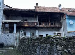 Casa indipendente in vendita
