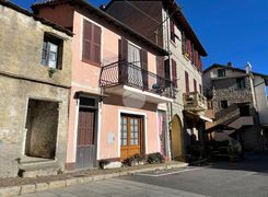 Trilocale in vendita