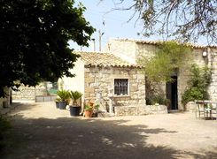 Casa indipendente in vendita