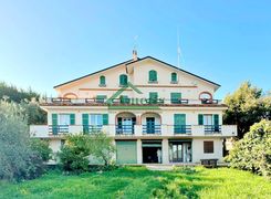 Villa in vendita