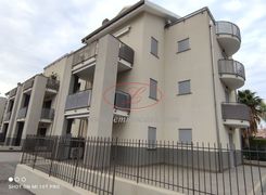 Trilocale in vendita