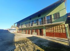 Casa indipendente in vendita