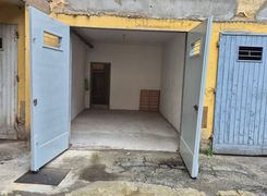 Box/posto auto in affitto