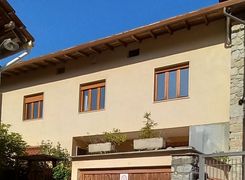 Casa indipendente in vendita