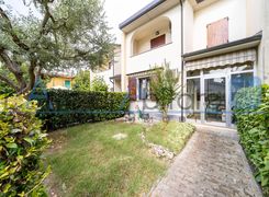 Villetta a schiera in vendita