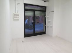 Negozio/Locale commerciale in affitto