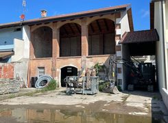 Casa indipendente in vendita