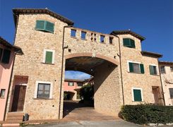 Trilocale in vendita