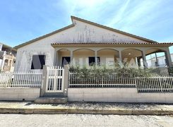 Casa indipendente in vendita