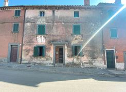 Casa indipendente in vendita