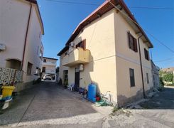 Appartamento in vendita