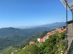 Trilocale in vendita