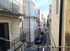 Casa indipendente in vendita