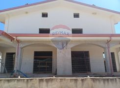 Casa Bi/Trifamiliare in vendita