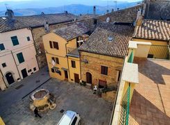 Casa indipendente in vendita