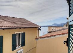 Trilocale in vendita