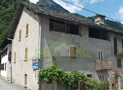 Casa indipendente in vendita