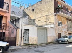 Casa indipendente in vendita