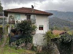Casa indipendente in vendita