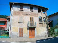 Casa indipendente in vendita