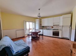 Trilocale in vendita
