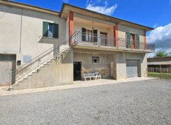 Casa Bi/Trifamiliare in vendita