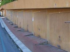 Box/posto auto in vendita