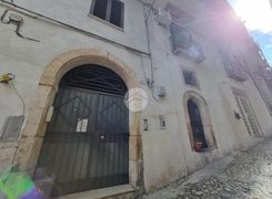 Quadrilocale in vendita