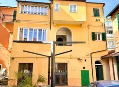 Quadrilocale in vendita