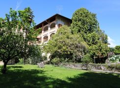 Casa indipendente in vendita