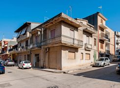 Casa indipendente in vendita