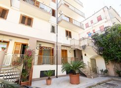 Appartamento in vendita