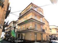 Casa indipendente in vendita