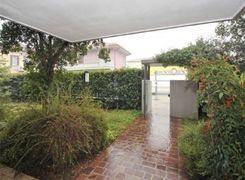 Appartamento in vendita