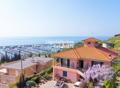 Villa in vendita