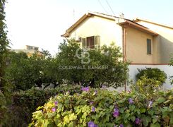 Casa indipendente in vendita