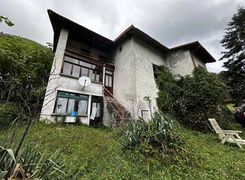 Casa indipendente in vendita