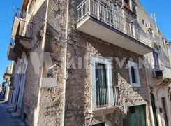 Casa indipendente in vendita