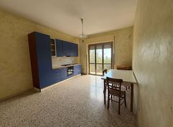Trilocale in vendita