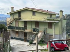 Quadrilocale in vendita