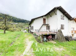 Casa Bi/Trifamiliare in vendita
