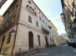 Quadrilocale in vendita
